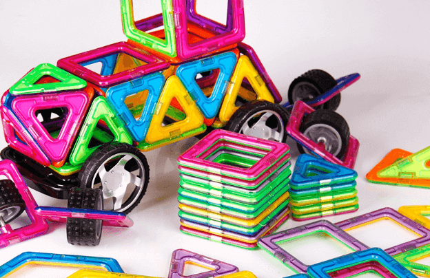 Why should you let your kids play with magnetic blocks?